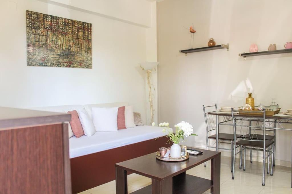 Afroditi'S Guest House 伊拉克利翁 外观 照片